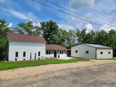 314 E Main St, Browntown, WI 53522