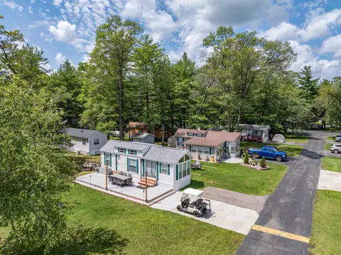 112 Wood Haven Dr #30, Wisconsin Dells, WI 53965