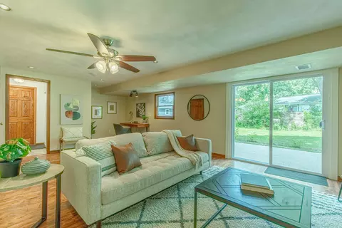 100 Frosty Ct, Marshall, WI 53559