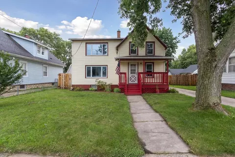 1128 St Lawrence Ave, Beloit, WI 53511