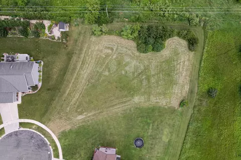 100 Honeycrisp Dr, Beaver Dam, WI 53916