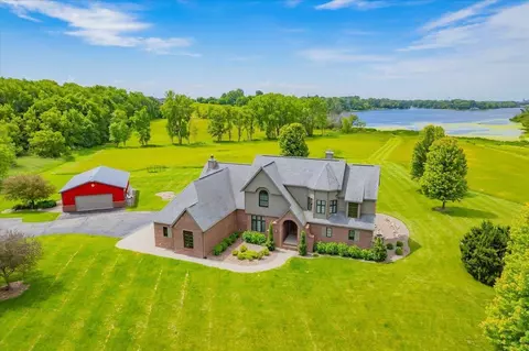 w501 Oak Shore Drive, Fall River, WI 53932