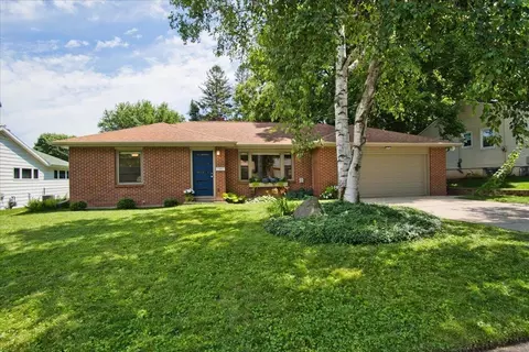 477 Orchard Dr, Madison, WI 53711