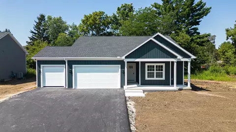 400 Luann Kay Ln, Orfordville, WI 53576