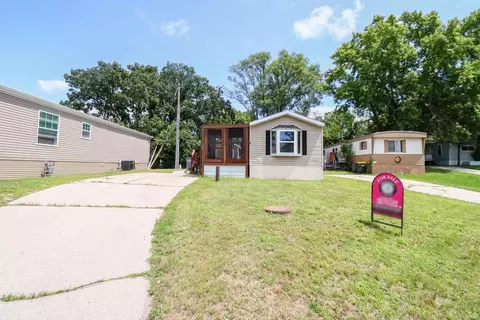 1511 Wolfe Dr #2, Holmen, WI 54636