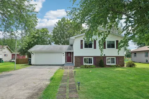 1510 Kent Ct, Sauk City, WI 53583