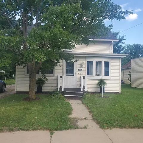 515 N Glendale Ave, Tomah, WI 54660