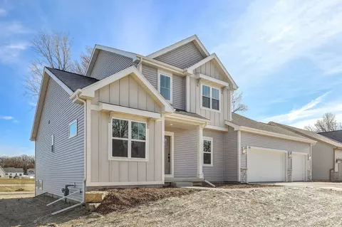 422 Max Kolbe Cir, Cottage Grove, WI 53527