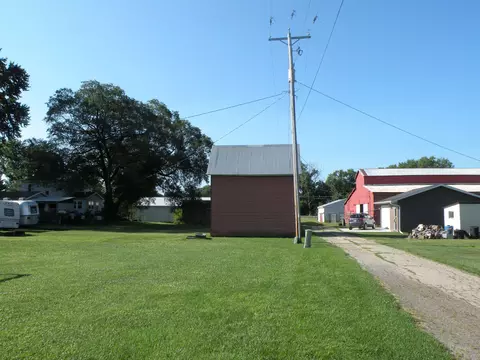000 Elm St, Bagley, WI 53801