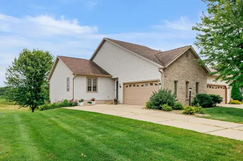 1011 Kettle Ct, Verona, WI 53593