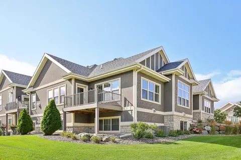909 Castle Stone Pass, Verona, WI 53593