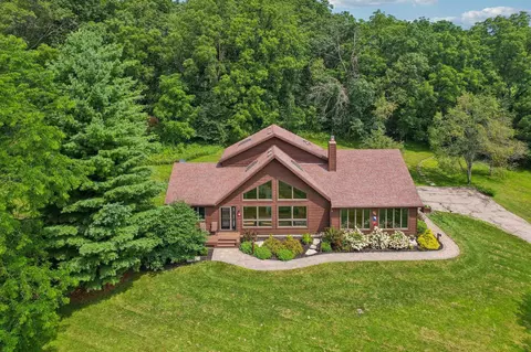 1318 Elmer Rd, New Glarus, WI 53574