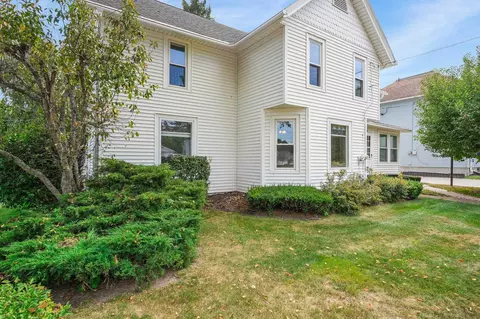 136 N Beebe St, Marshall, WI 53559