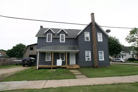 321 W Racine St, Janesville, WI 53548