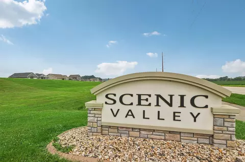 1403 Schoepp Ln, Cross Plains, WI 53528