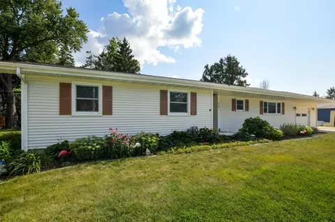 609 E Holum St, Deforest, WI 53532