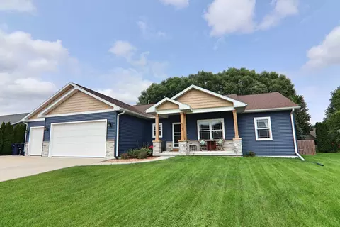 517 Rimrock Rd, Janesville, WI 53548