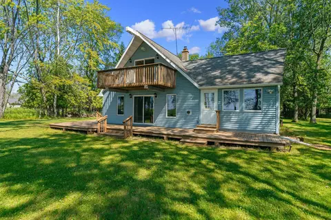 w3177 Bay Road, Peshtigo, WI 54157