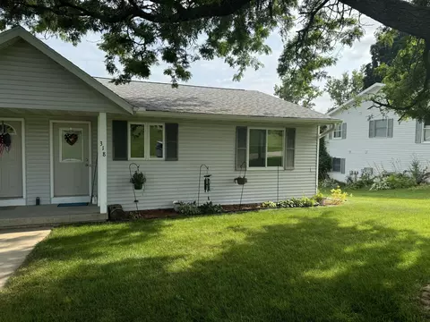 318 E Orbison St, Barneveld, WI 53507