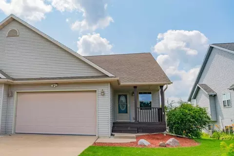 639 Garfield Ave, Evansville, WI 53536