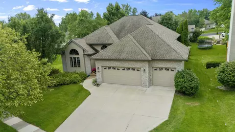1811 Blue Ridge Trl, Waunakee, WI 53597
