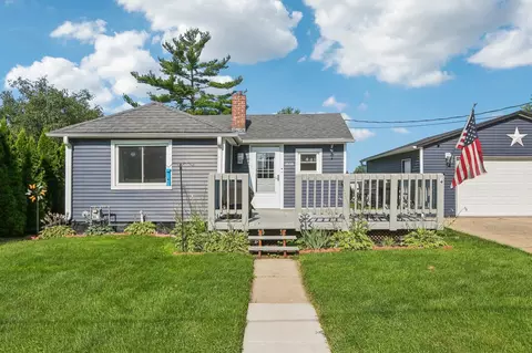 1221 29th Ave, Monroe, WI 53566