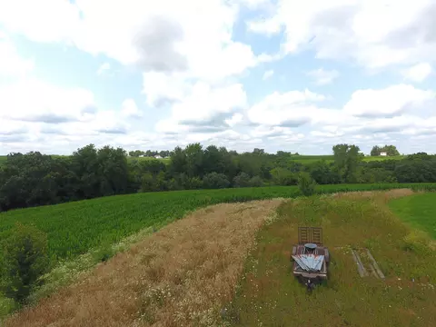 s4905 County Road N, Genoa, WI 54632