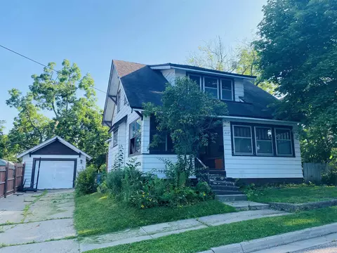 317 1st Ave, Baraboo, WI 53913