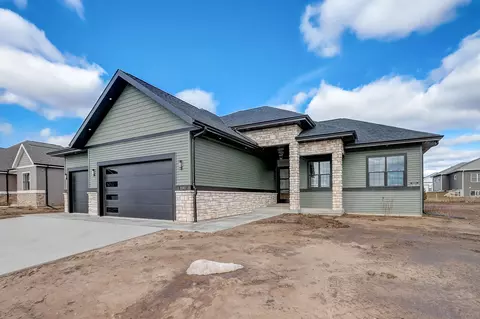 2104 Mulberry St, Sauk City, WI 53583