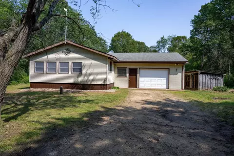 w5988 12th Street East, Necedah, WI 54646