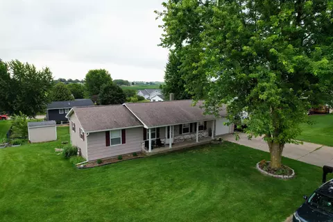 1120 Ridge Ave, Lancaster, WI 53813