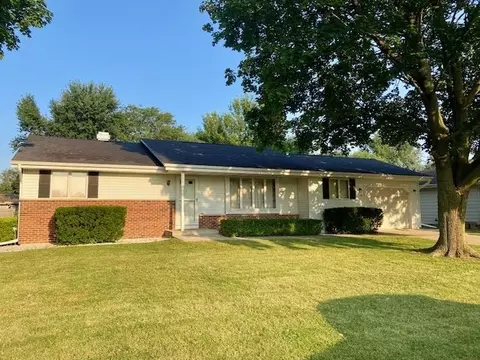 2135 N Sumac Dr, Janesville, WI 53545