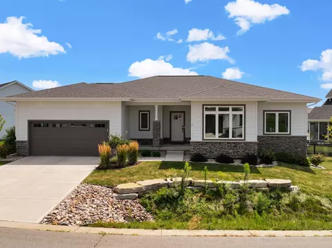 4978 Silo Prairie Dr, Waunakee, WI 53597