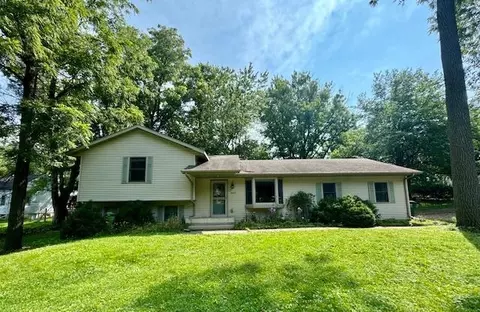 1607 E Road 5, Edgerton, WI 53534