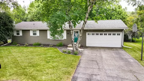 920 Bruce St, Sun Prairie, WI 53590