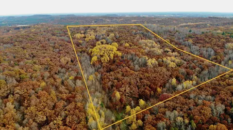 000 Wildwood Ln, Fairchild, WI 54741