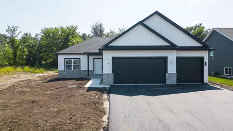 606 Olson Dr, Orfordville, WI 53576