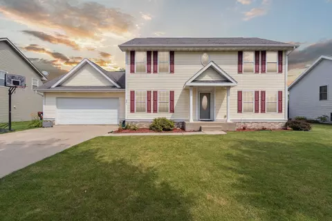 521 East St, Clinton, WI 53525