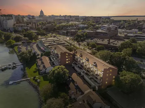 404 S Blount St #304, Madison, WI 53703