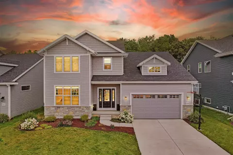 10320 Sister Oak Dr, Verona, WI 53593