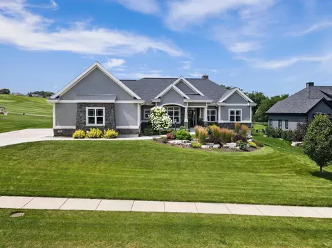 907 Carnoustie Way, Oregon, WI 53575