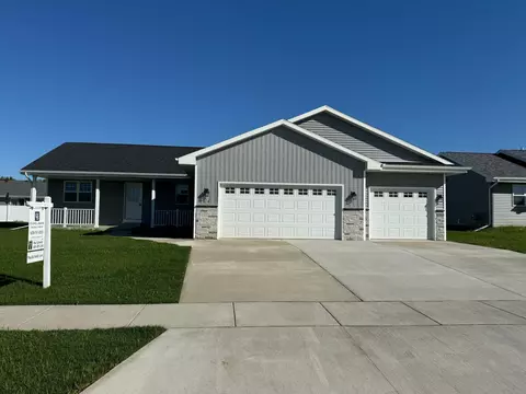 14 Acacia Ln, Milton, WI 53563