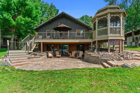 1147 S Archers Way, Nekoosa, WI 54457