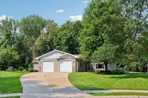 704 Riverview Ct UNIT 2, Jefferson, WI 53549
