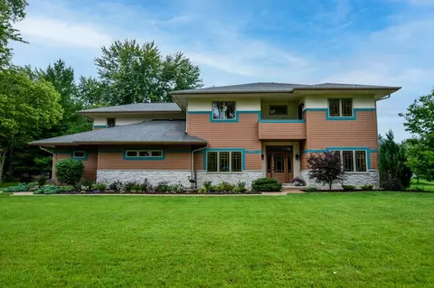 6710 Sleepy Hollow Rd, Mcfarland, WI 53558