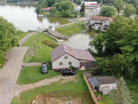 n382 Nebraska Street, Briggsville, WI 53920