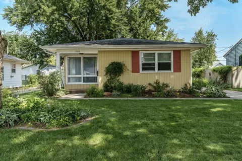 1206 Lapham St, Janesville, WI 53546
