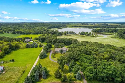 n6655 Lake Lorraine Road, Delavan, WI 53115