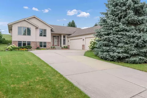 7530 Polar Bear Trl, Madison, WI 53719