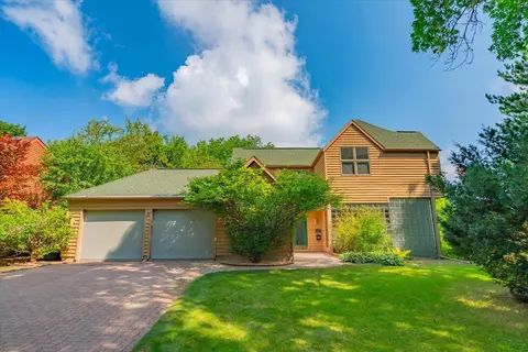 5910 Hempstead Rd, Madison, WI 53711